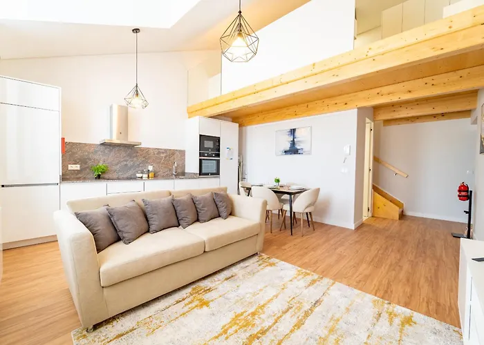 Charming Studio Alvares Fagundes By House And People *