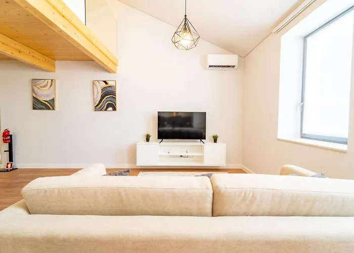 Charming Studio Alvares Fagundes By House And People *