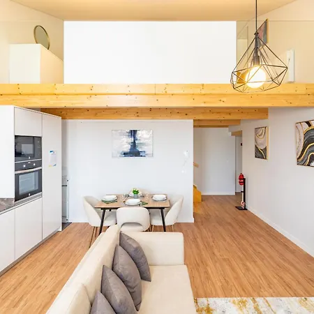 Charming Studio Alvares Fagundes By House And People * Viana do Castelo