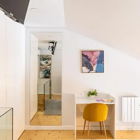 Charming Studio Alvares Fagundes By House And People *