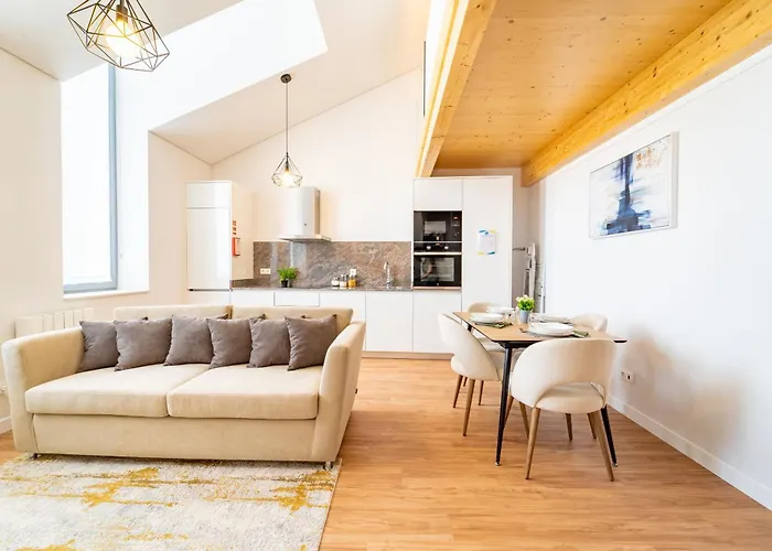 Charming Studio Alvares Fagundes By House And People *